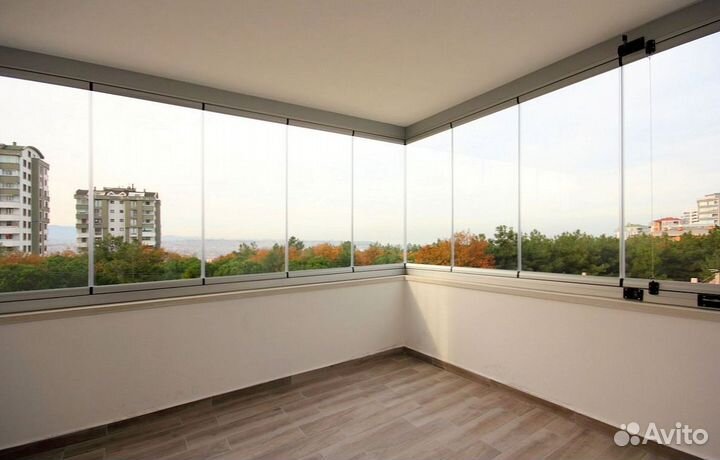 Безрамное остекление раздвижной системой