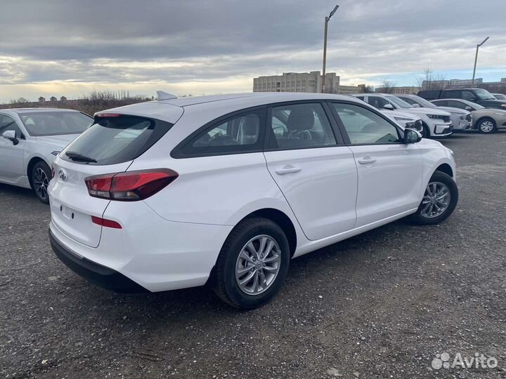 Hyundai i30 1.5 AT, 2023