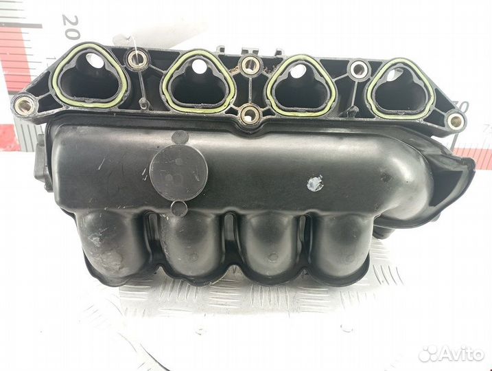 Коллектор впускной для Volkswagen Golf 4