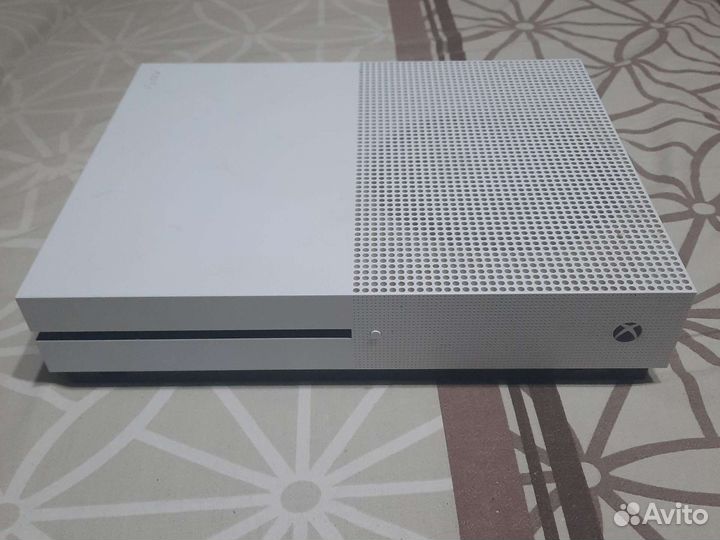 Xbox One s