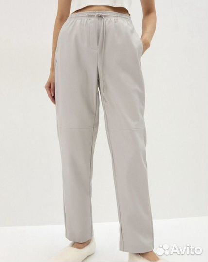 Брюки экокожа 44