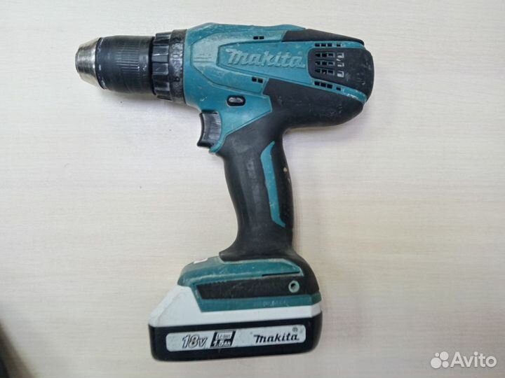Дрель шуруповерт Makita DF457D