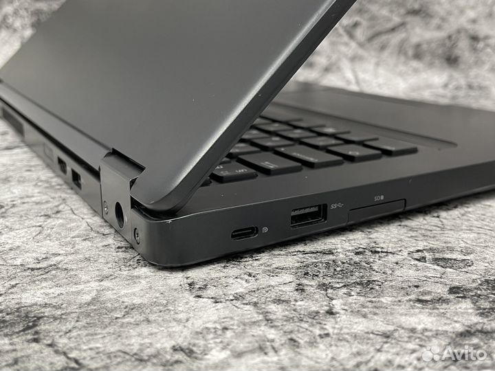 Бизнес ноутбук Dell Latitude 5480 i5-7300U/8/256