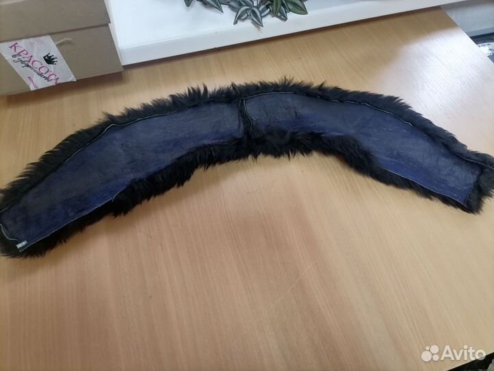 Меховой воротник чёрный песец, чёрная цигейка