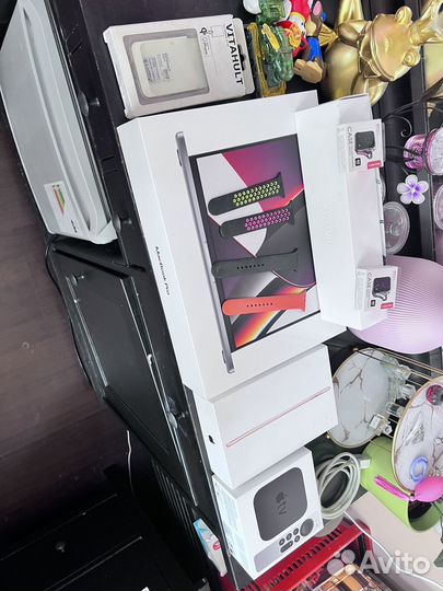 Коробки от iPad mini, apple watch, tv