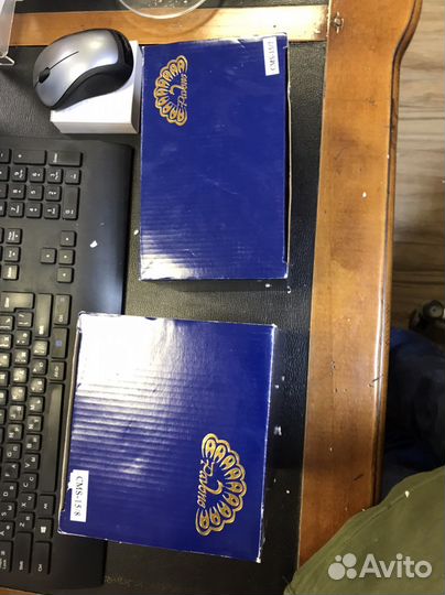 Фарфоровые статуэтки дети в капусте