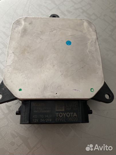 Блок фары Toyota camry 70 89907-06020