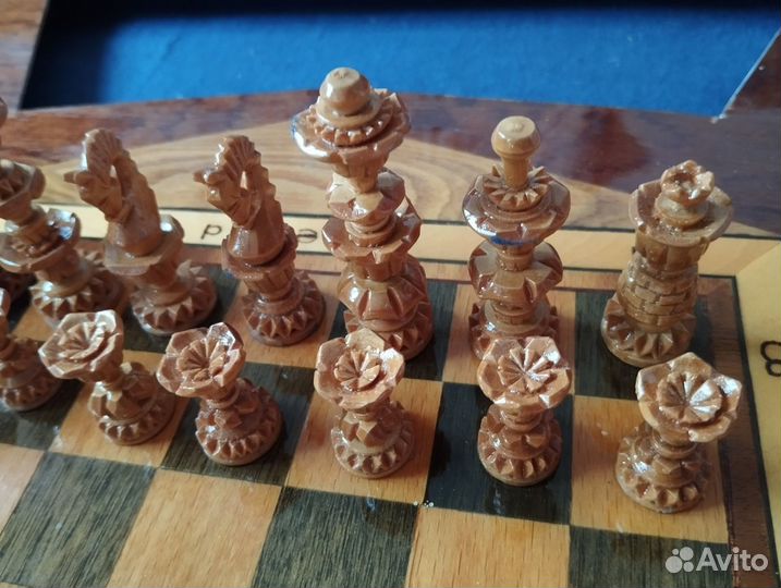 Шахматы ручной работы, деревянные, лакированные