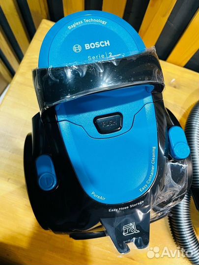 Пылесос Bosch BGS05A221