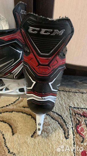 Продам коньки хоккейные юниорские