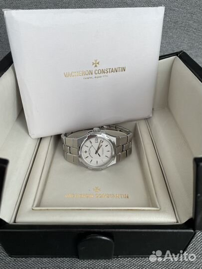 Часы Vacheron Constantin Overseas