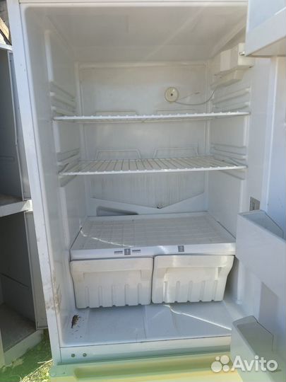 Холодильник полки