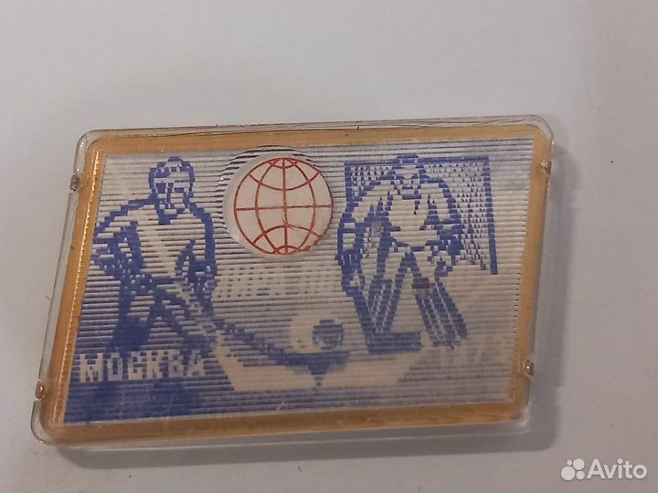 Значок хамелеон Чемпионат Мира по Хоккею 1973 год