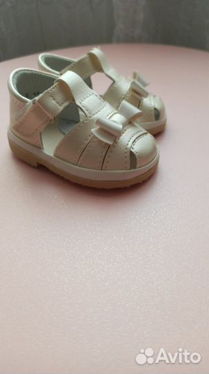 Сандалии для девочки