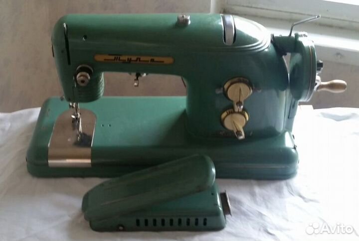 Швейная машинка Тула Модель 1, электрифицированная