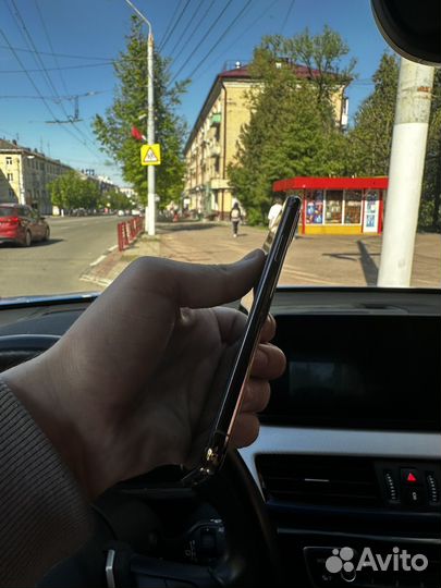 iPhone Xs, 64 ГБ