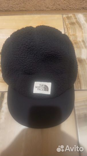 Зимняя кепка the north face