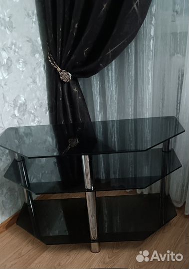 Тумба под телевизор