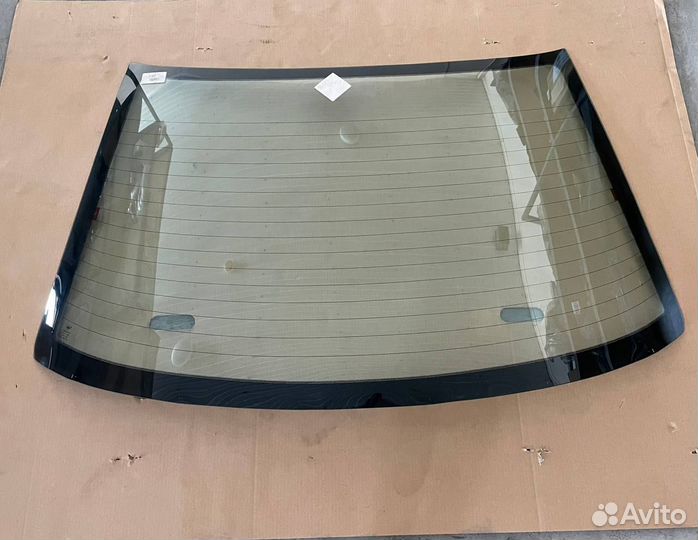 Стекло заднее (с обогревом) на Daewoo Espero