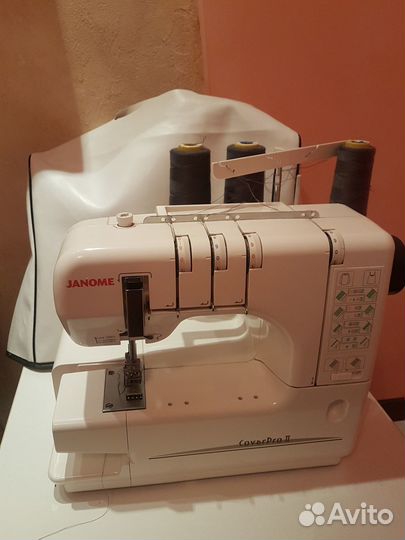Швейная машинка janome Cover pro2