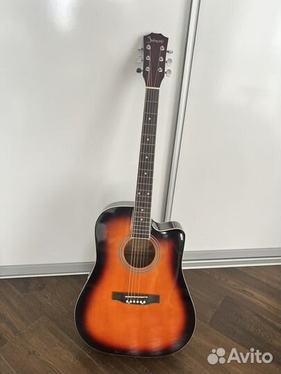 Классическая гитара шестиструнная