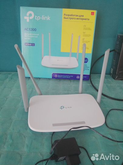 Wifi роутер и TV приставка DOM.RU