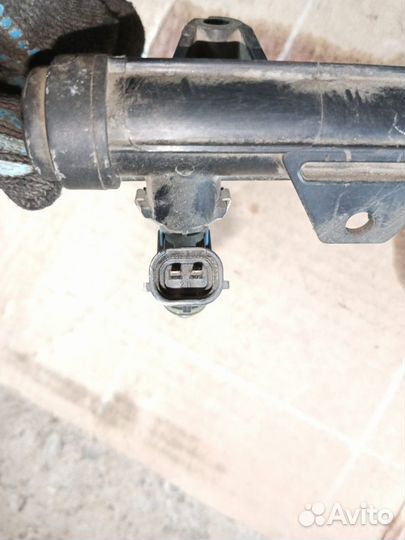 Форсунка топливная Volkswagen Polo 5 612