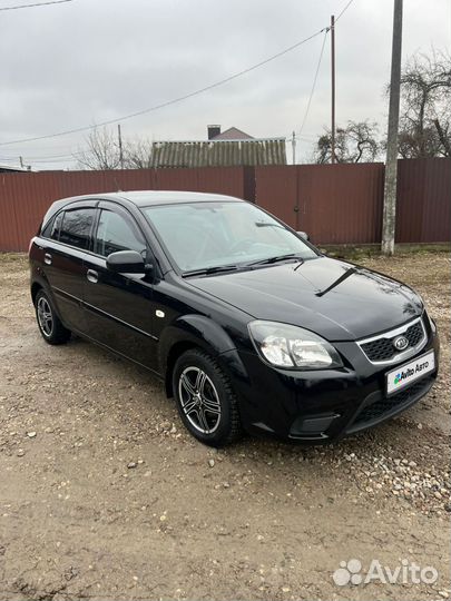 Kia Rio 1.4 AT, 2010, 252 309 км