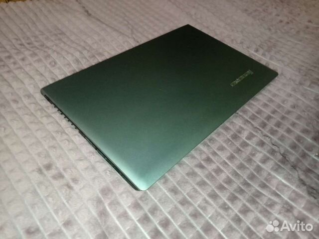 Ноутбук Lenovo,intel i5,ssd 240,4GB,15.6 + мышка
