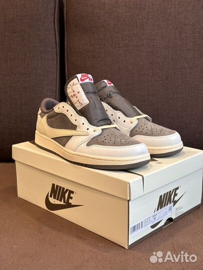 Travis Scott Nike Air Jordan 1 Low Reverse Mocha