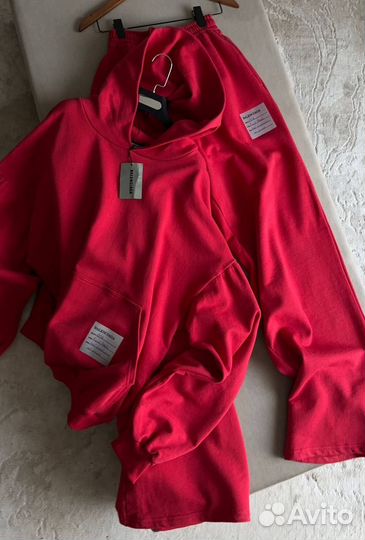 Костюм женский Balenciaga