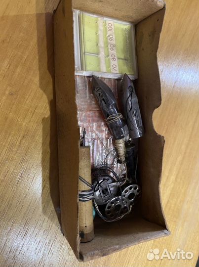 Швейная машинка Зингер