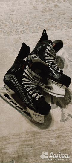 Хоккейные коньки bauer 43 размер