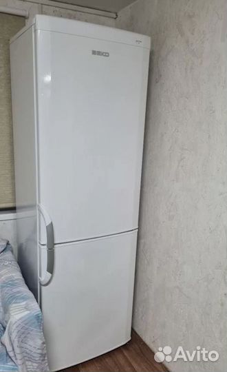 Холодильник бу beko
