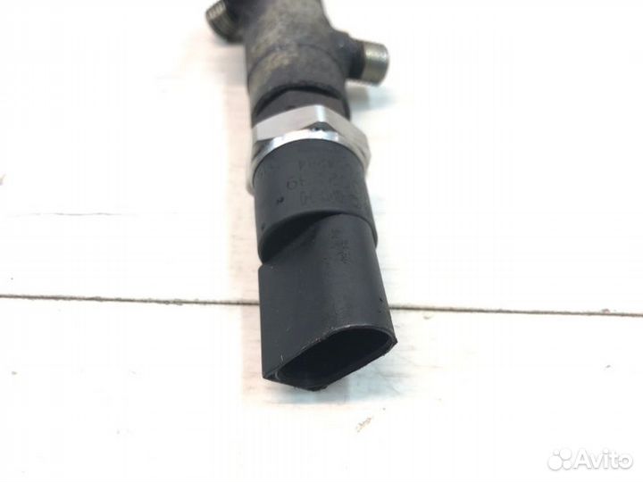 Датчик давления в рампе Mercedes Viano W639