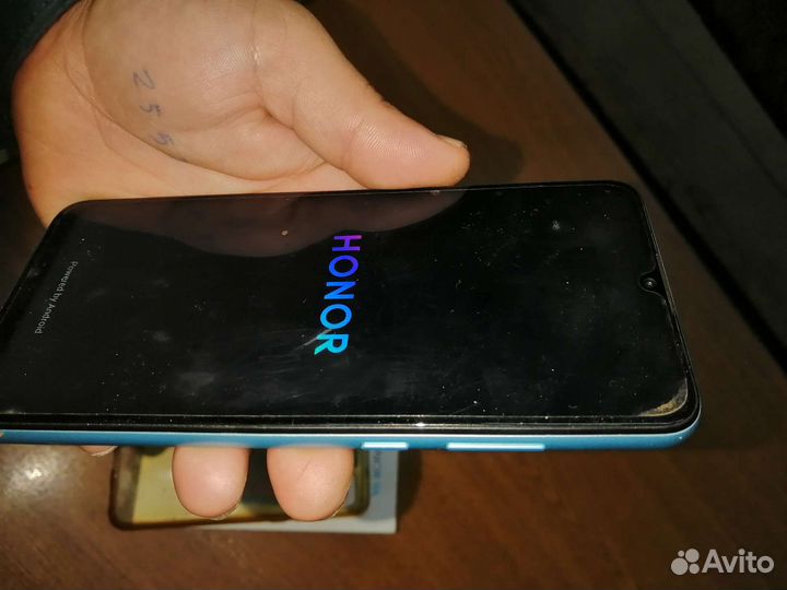Телефон honor 9а