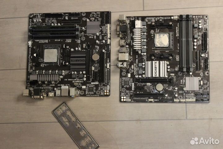 Am3+ AMD 760 Gigabyte есть 2шт