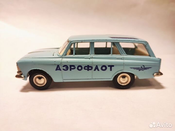 Модель автомобиля Москвич 426 Аэрофлот