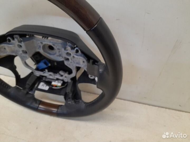 Руль Toyota Land Cruiser 200 2016-2021