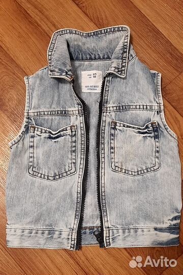 Джинсовая жилетка