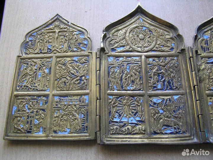 Старинный меднолитой складень