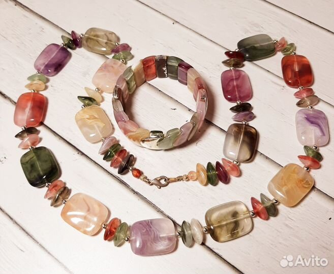 Украшения из полудрагоценных камней