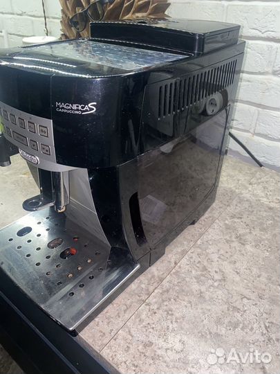 Кофемашина delonghi magnifica s cappuccino