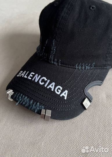 Бейсболка Balenciaga