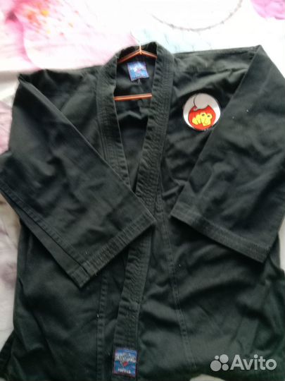Продам кимоно чёрное