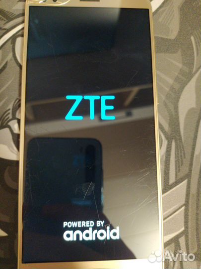 ZTE Blade V9, 3/32 ГБ