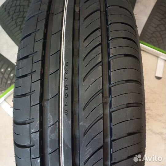Ikon Tyres Nordman SC 195/70 R15 104