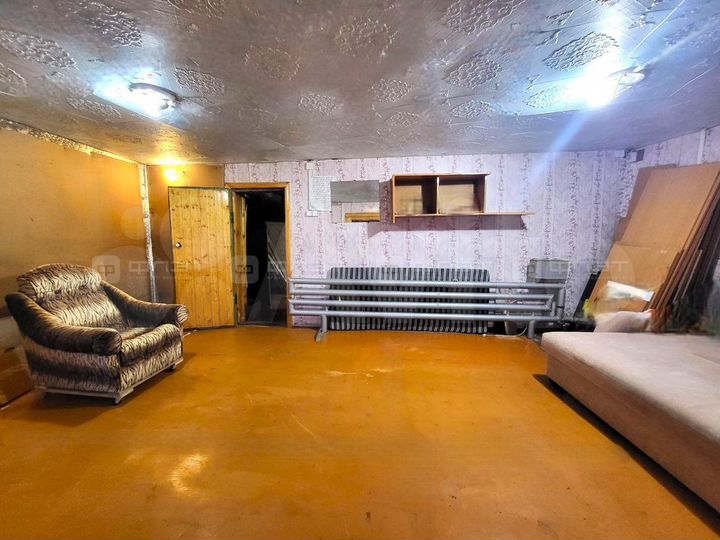 Дом 32 м² на участке 8,8 сот.