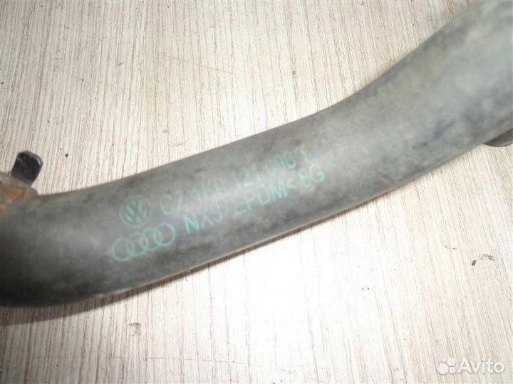 Шланг системы охлаждения Audi A3 (8Pa)