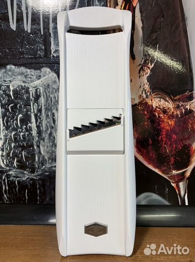 Новая Овощерезка с - 6 насадками